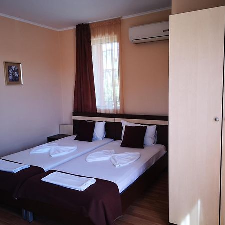 Respekt Guest House Sunny Beach Room photo