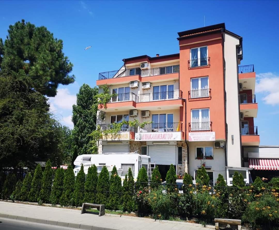 Respekt Guest House Sunny Beach Exterior photo